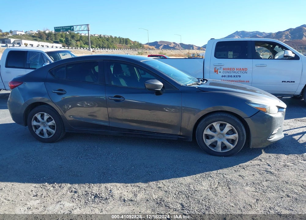 2018 MAZDA 3 SPORT VIN: 3MZBN1U73JM176317