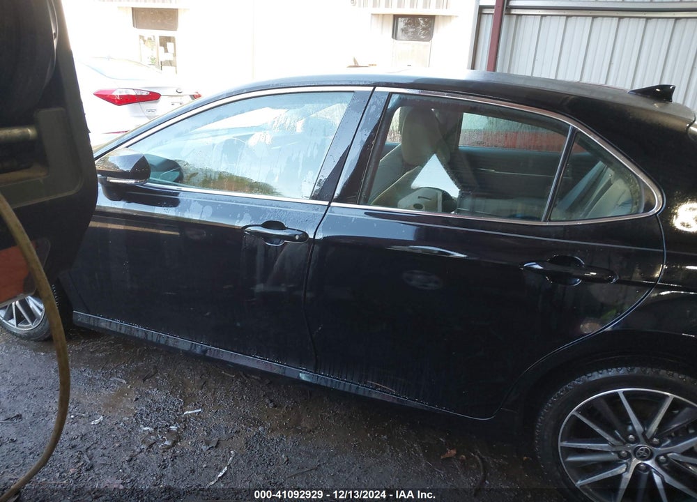 2021 TOYOTA CAMRY XLE VIN: 4T1F31AK3MU567319