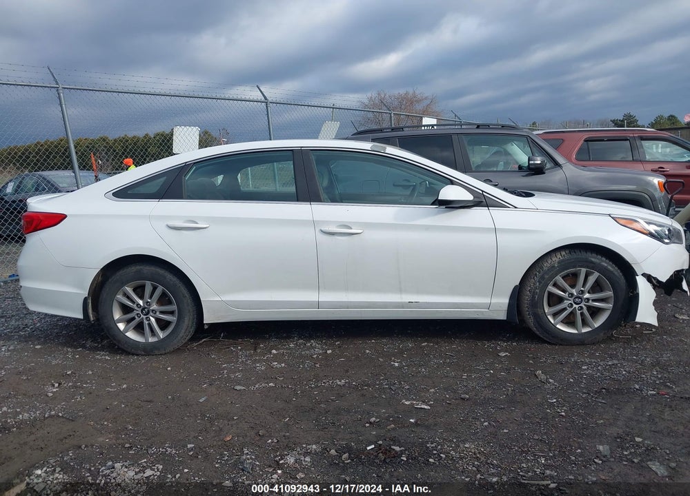 2016 HYUNDAI SONATA SE VIN: 5NPE24AF6GH321984