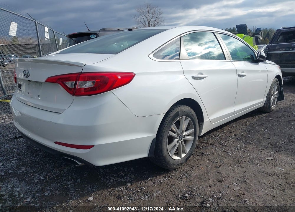 2016 HYUNDAI SONATA SE VIN: 5NPE24AF6GH321984