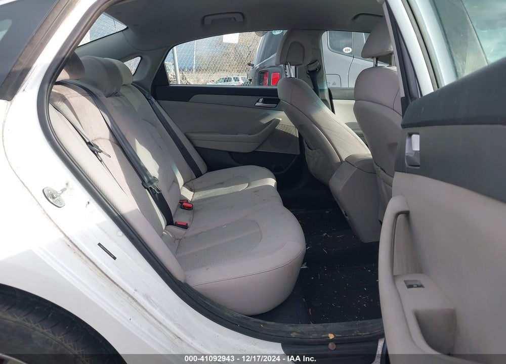 2016 HYUNDAI SONATA SE VIN: 5NPE24AF6GH321984