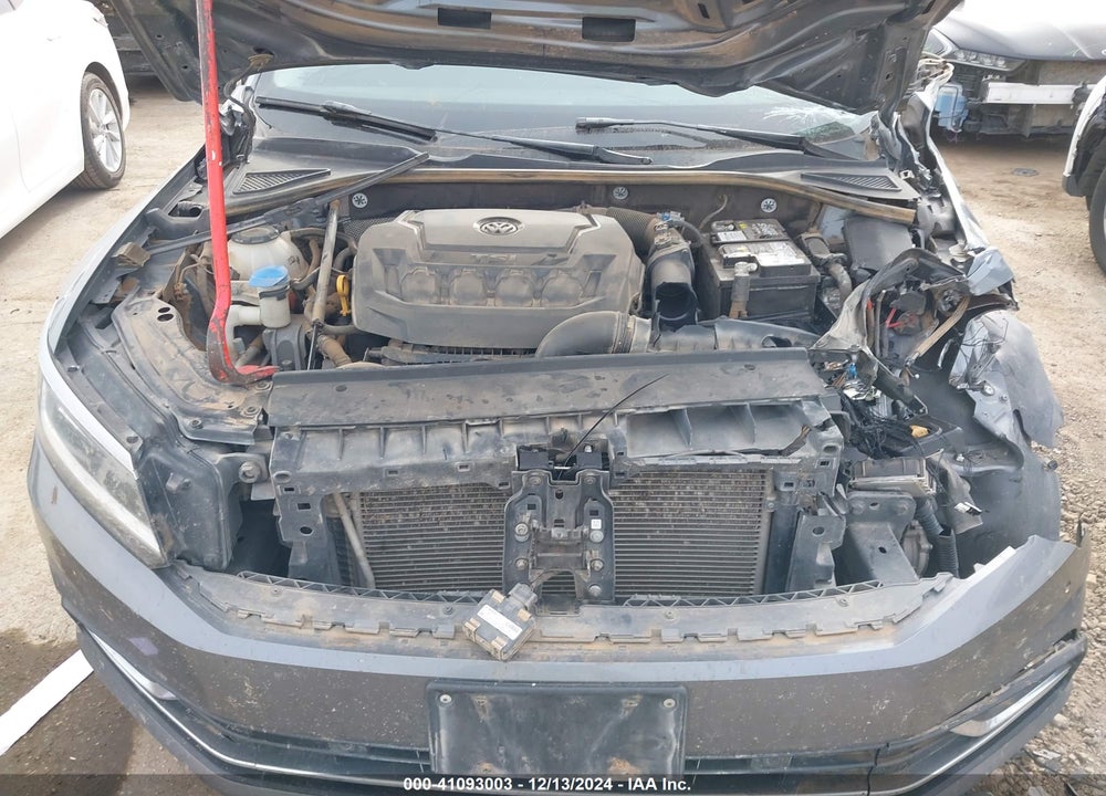 2018 VOLKSWAGEN PASSAT 2.0T SE VIN: 1VWBA7A37JC008441