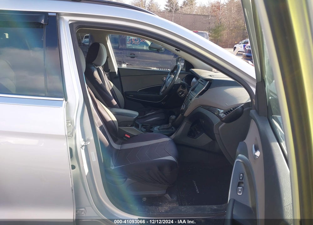 2017 HYUNDAI SANTA FE SPORT 2.4L VIN: 5XYZUDLB9HG423858