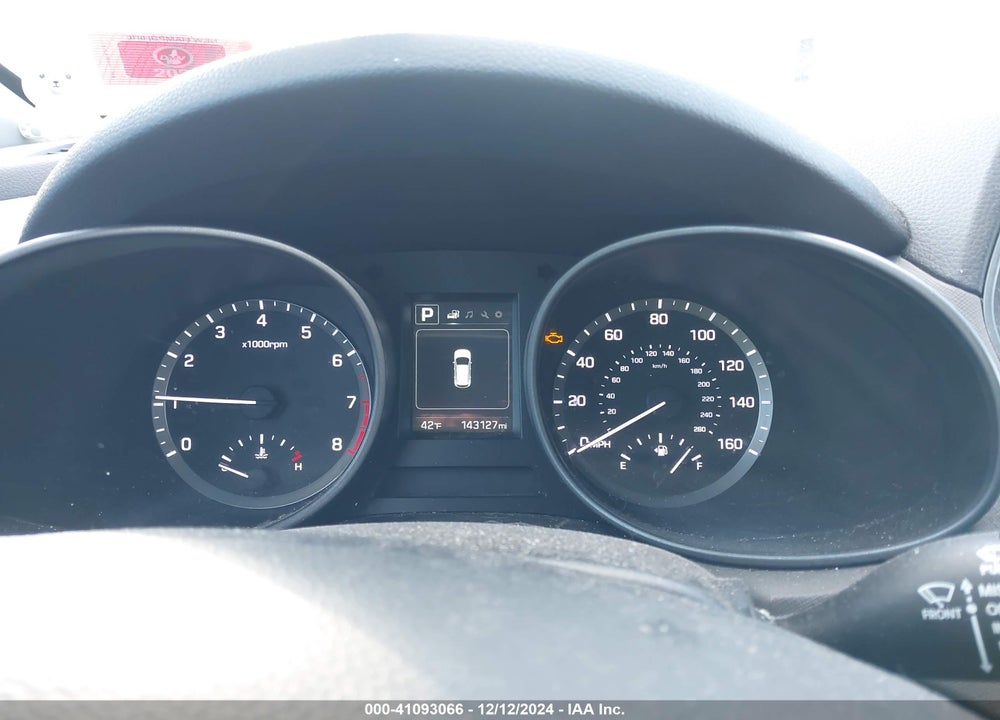 2017 HYUNDAI SANTA FE SPORT 2.4L VIN: 5XYZUDLB9HG423858