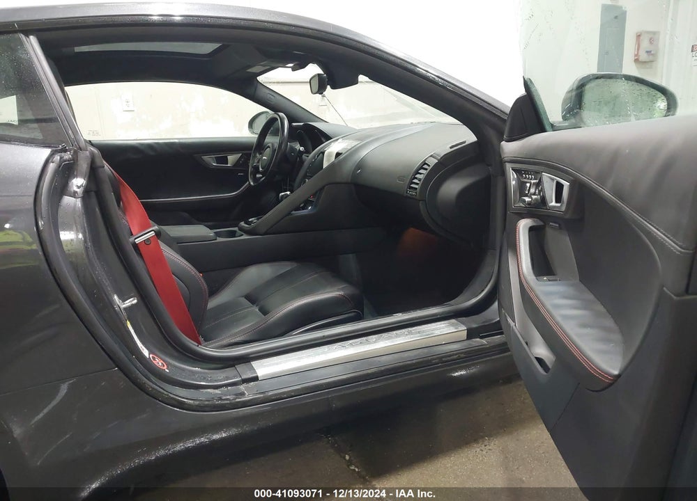 2016 JAGUAR F-TYPE S VIN: SAJWB6BC3G8K29039