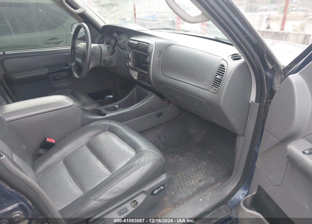 2005 FORD EXPLORER SPORT TRAC ADRENALIN/XLS/XLT VIN: 1FMDU77K85UB31887