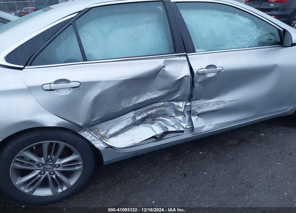 2016 TOYOTA CAMRY SE VIN: 4T1BF1FK5GU229035