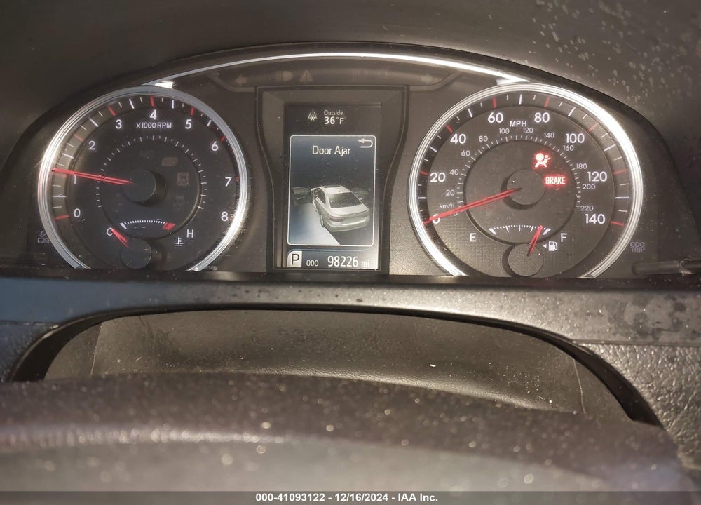 2016 TOYOTA CAMRY SE VIN: 4T1BF1FK5GU229035