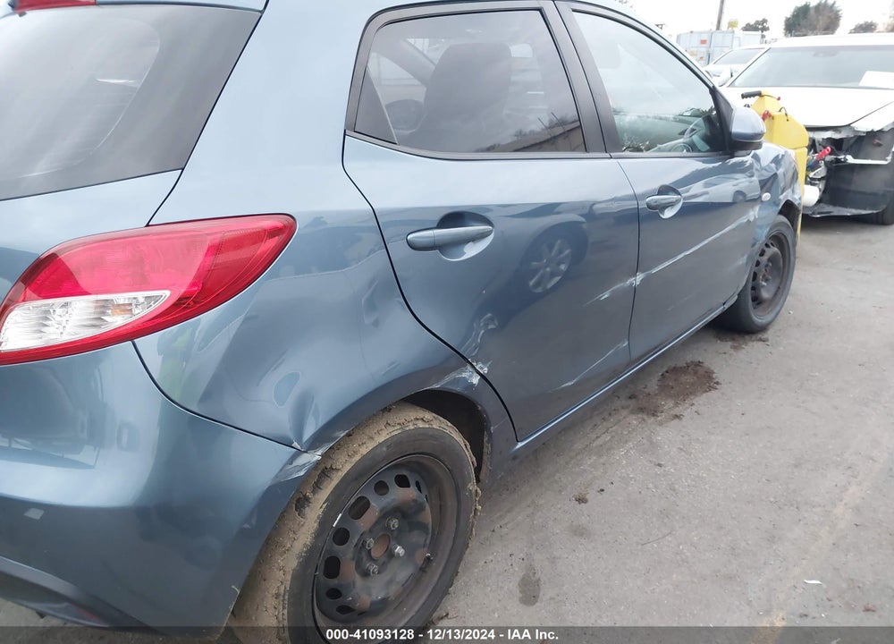 2014 MAZDA 2 SPORT VIN: JM1DE1KZ6E0172433