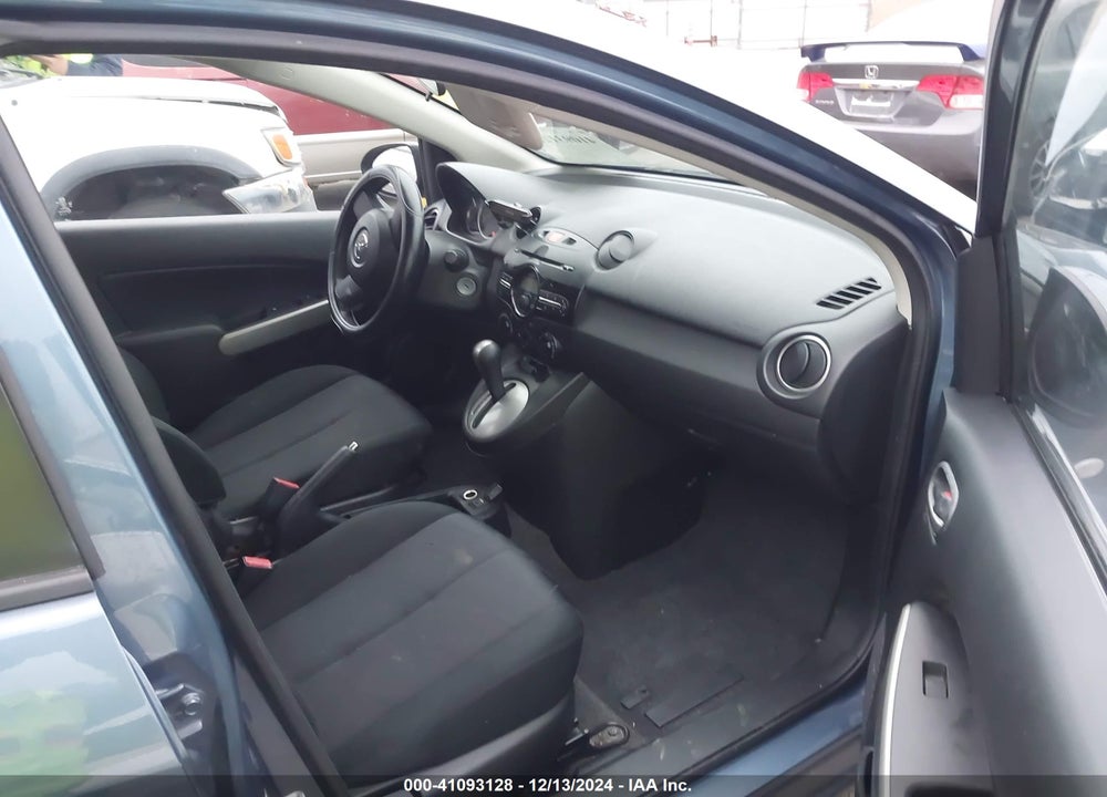 2014 MAZDA 2 SPORT VIN: JM1DE1KZ6E0172433