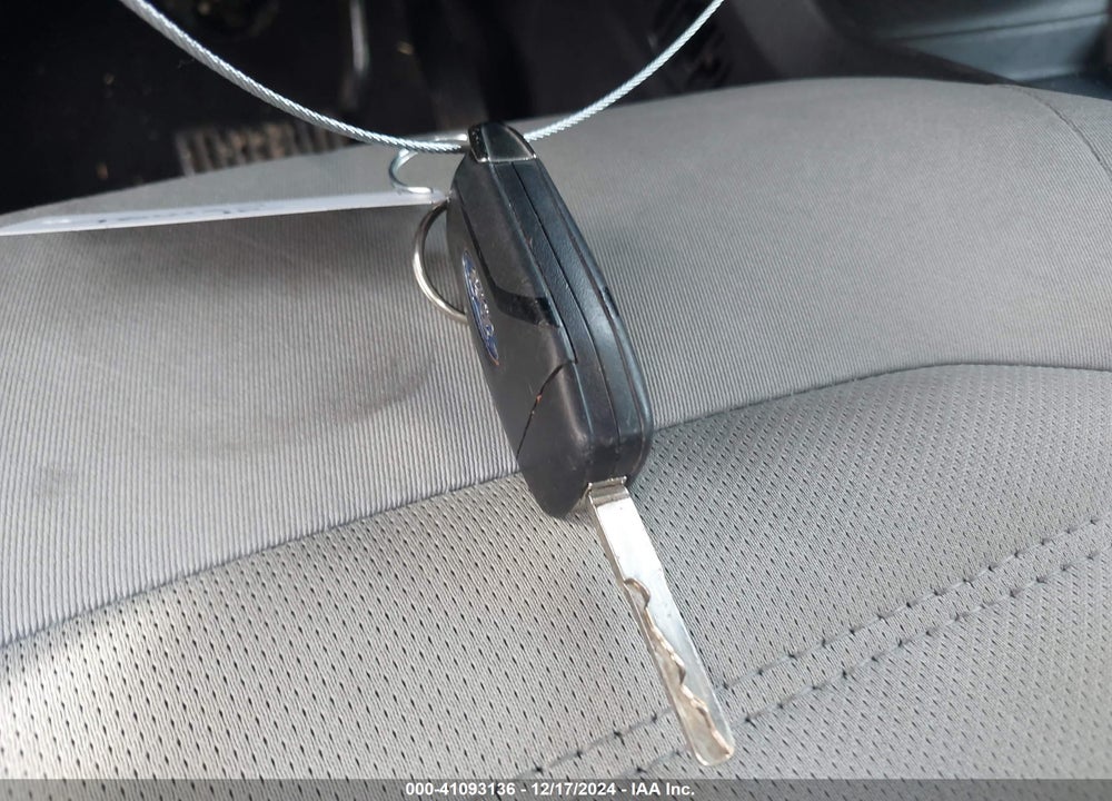 2013 FORD FUSION S VIN: 3FA6P0G77DR295568