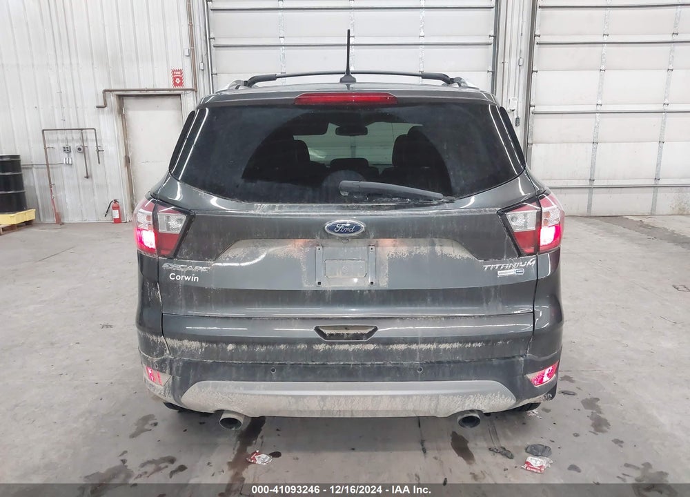 2018 FORD ESCAPE TITANIUM VIN: 1FMCU9J90JUB17568
