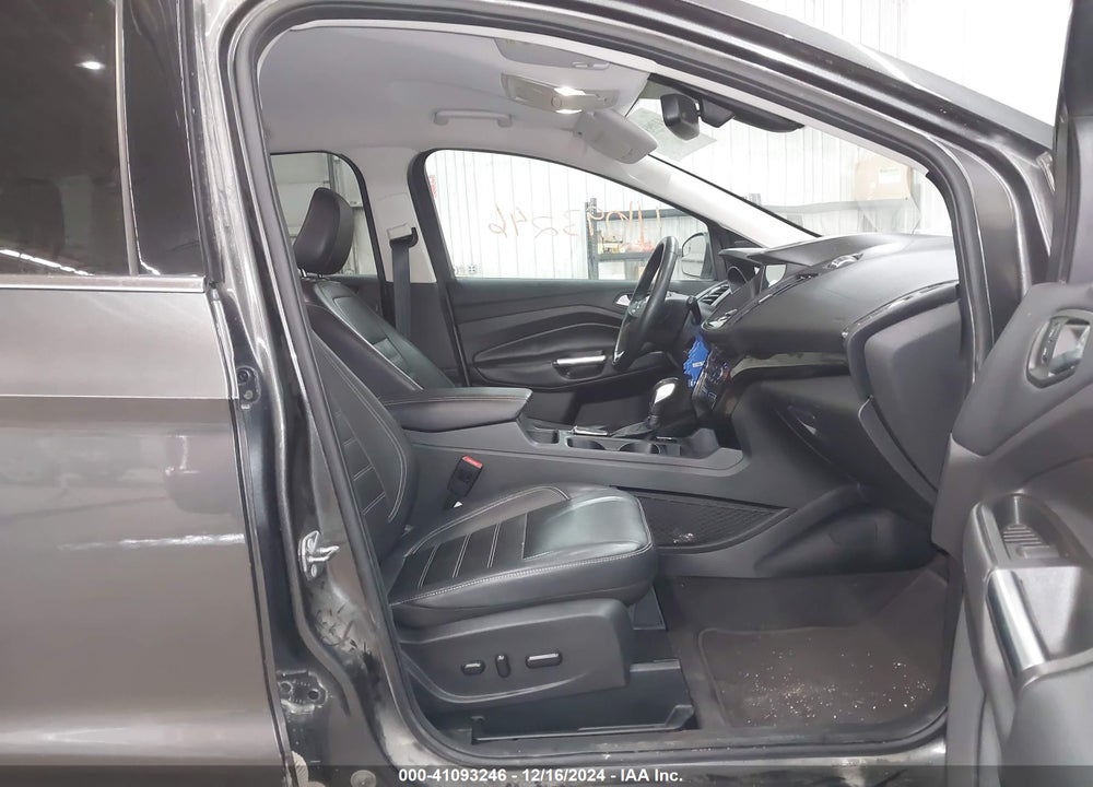 2018 FORD ESCAPE TITANIUM VIN: 1FMCU9J90JUB17568