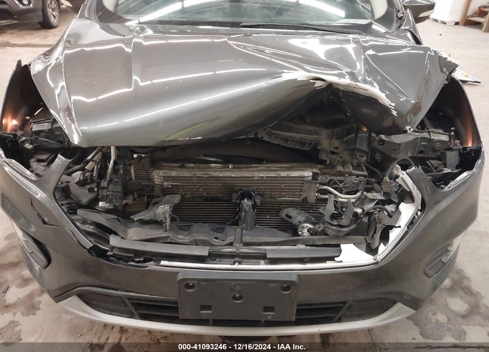 2018 FORD ESCAPE TITANIUM VIN: 1FMCU9J90JUB17568