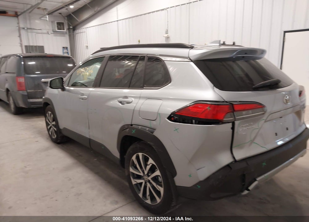 2024 TOYOTA COROLLA CROSS XLE VIN: 7MUDAABG1RV107086