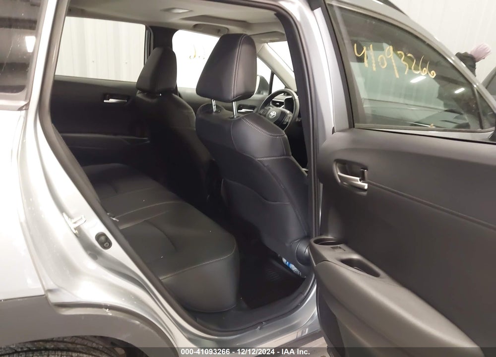 2024 TOYOTA COROLLA CROSS XLE VIN: 7MUDAABG1RV107086