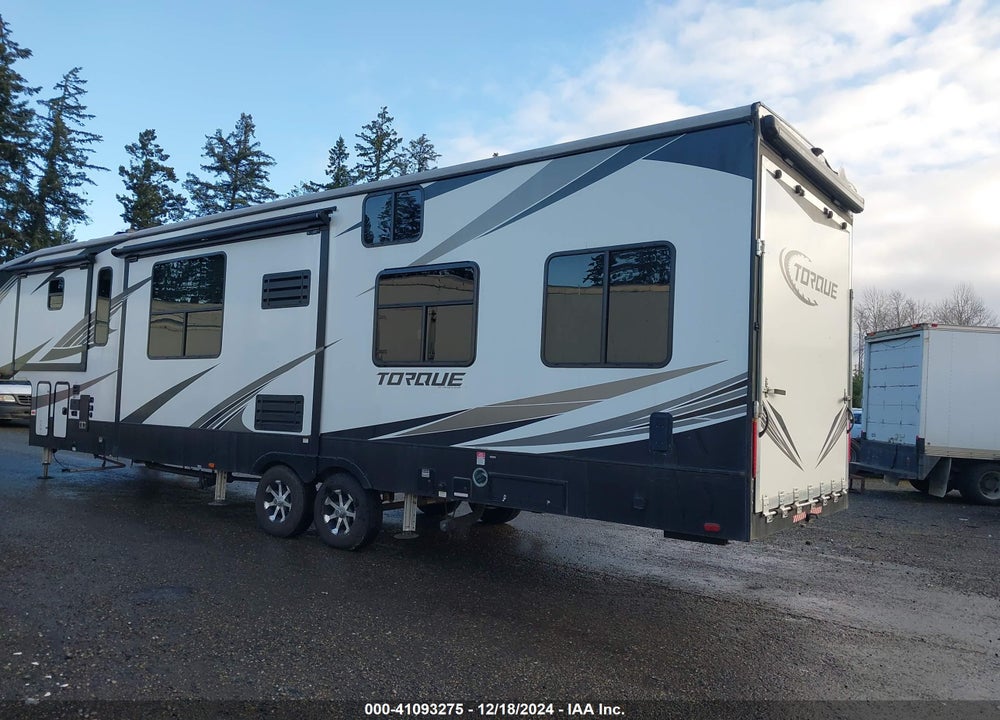 2018 HEARTLAND TORQUE M371 VIN: 5SFCG3923JE381567