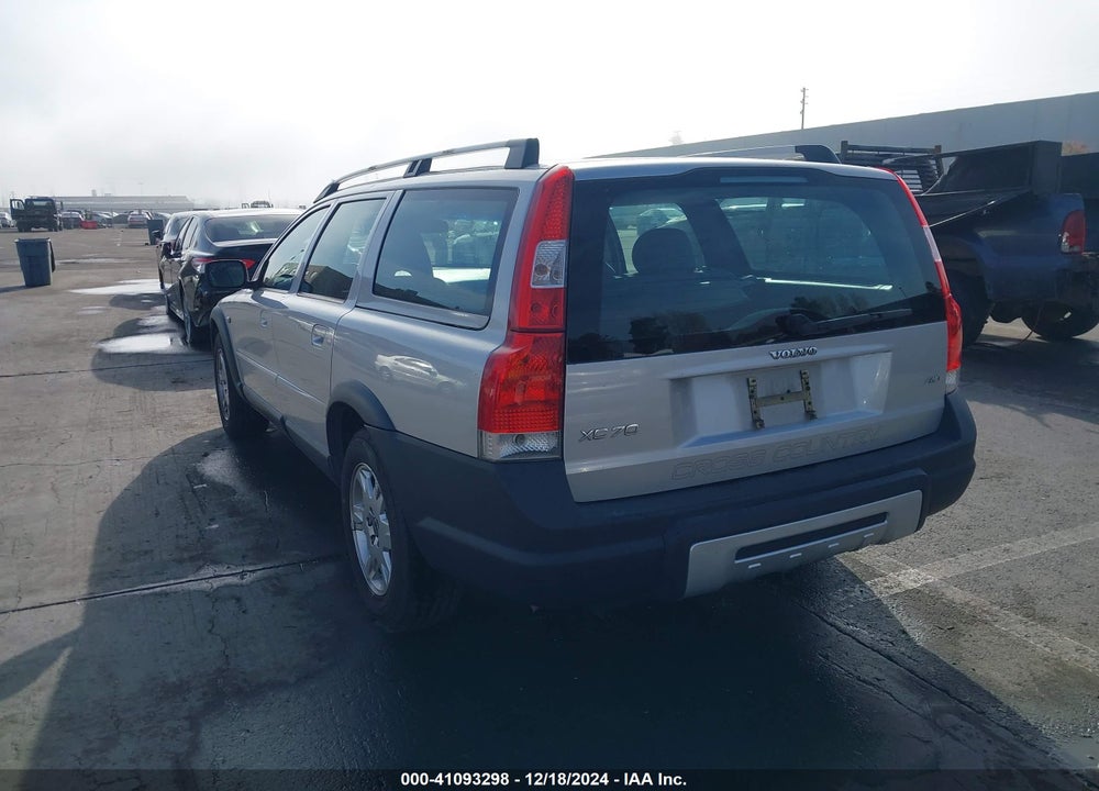 2005 VOLVO XC70 2.5T AWD VIN: YV1SZ592851199701