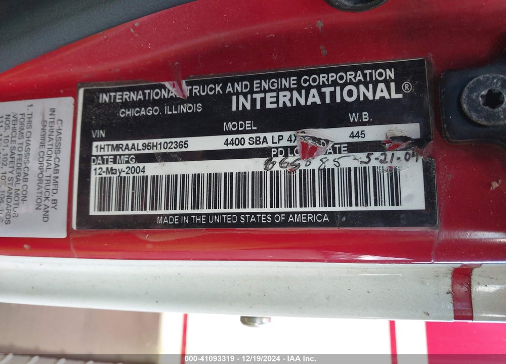 2005 INTERNATIONAL 4000 4400 LP VIN: 1HTMRAAL95H102365