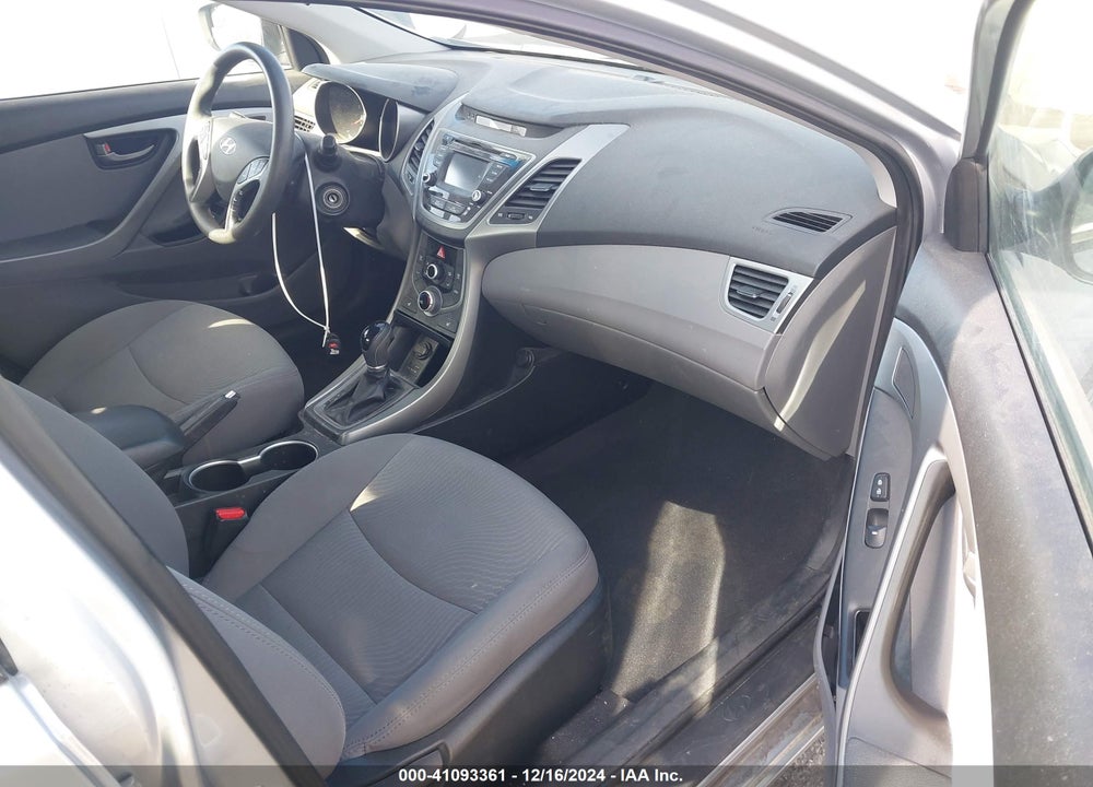 2014 HYUNDAI ELANTRA SE VIN: 5NPDH4AE8EH500350