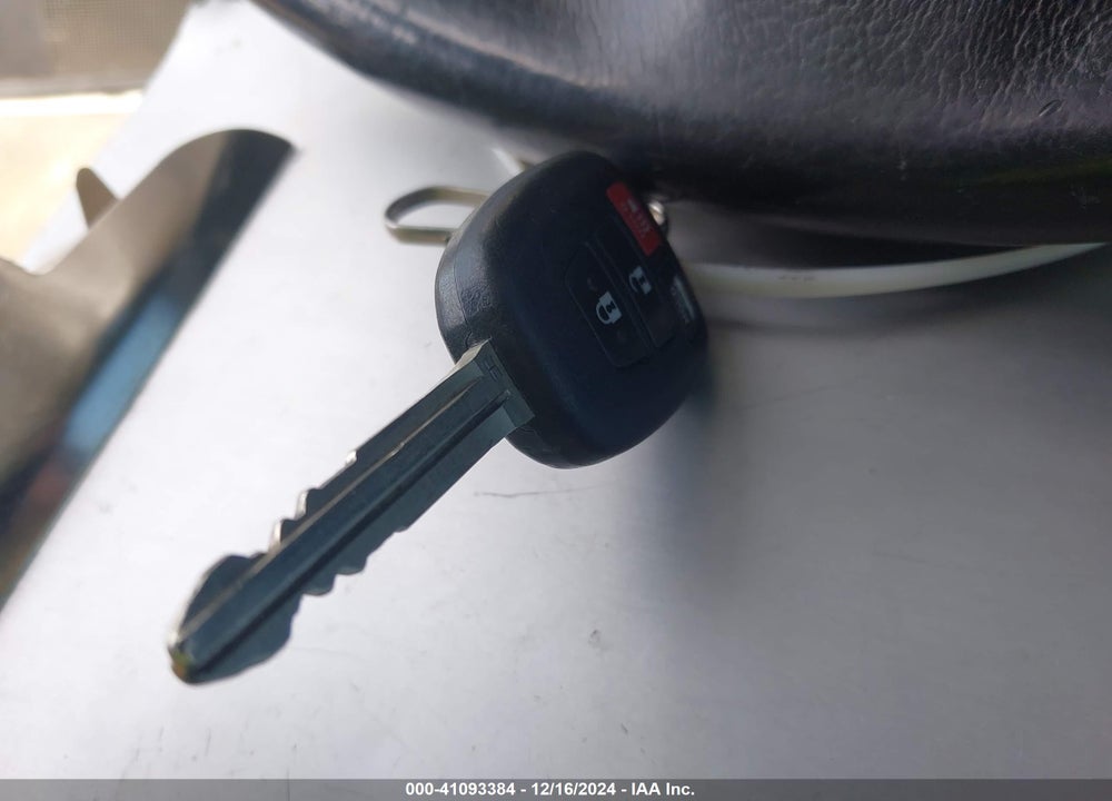 2017 TOYOTA COROLLA SE VIN: 5YFBURHE9HP577337