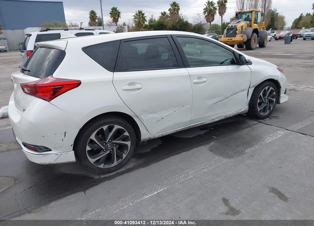 2017 TOYOTA COROLLA IM VIN: JTNKARJEXHJ543975