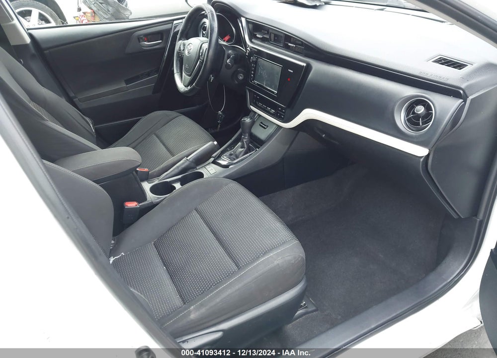 2017 TOYOTA COROLLA IM VIN: JTNKARJEXHJ543975