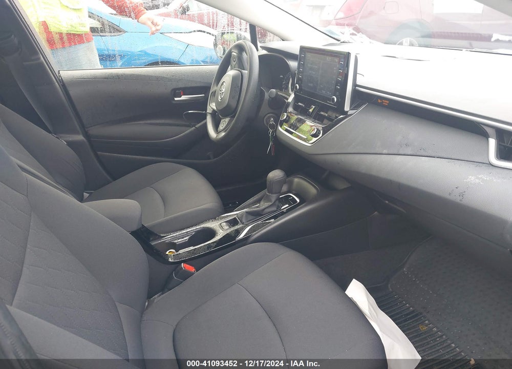 2021 TOYOTA COROLLA LE VIN: JTDEPMAE6MJ132666