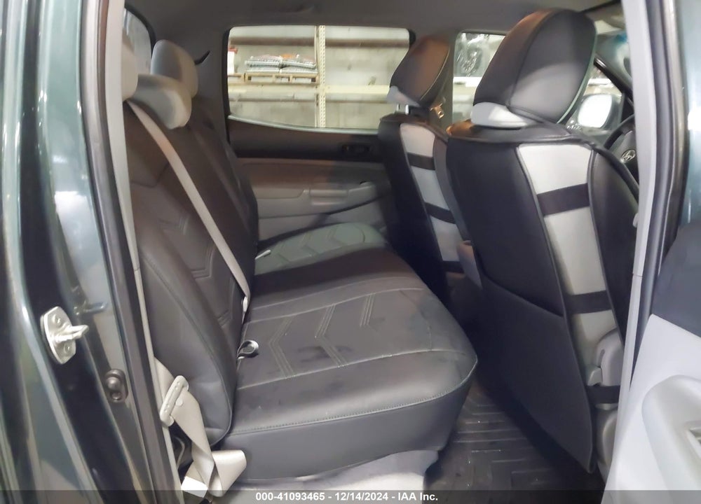 2011 TOYOTA TACOMA DOUBLE CAB VIN: 3TMLU4EN6BM063889