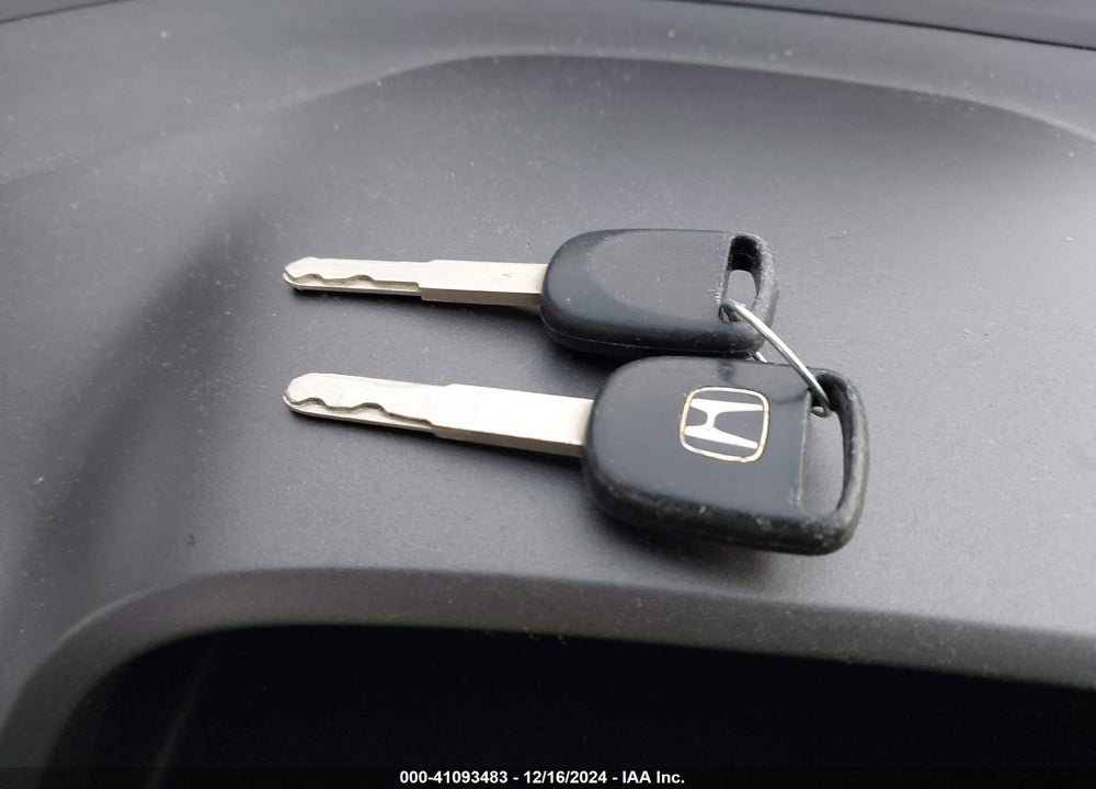 2011 HONDA CIVIC VP VIN: 19XFA1F38BE005293