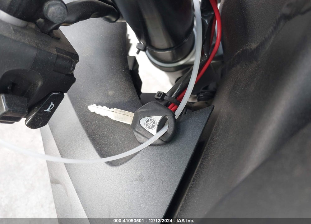 2013 YAMAHA YZFR6 VIN: JYARJ16N1DA002655