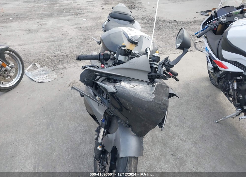 2013 YAMAHA YZFR6 VIN: JYARJ16N1DA002655