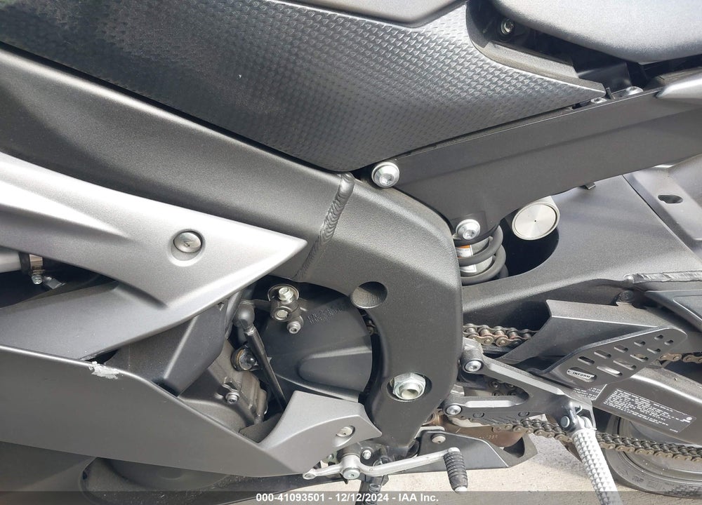 2013 YAMAHA YZFR6 VIN: JYARJ16N1DA002655