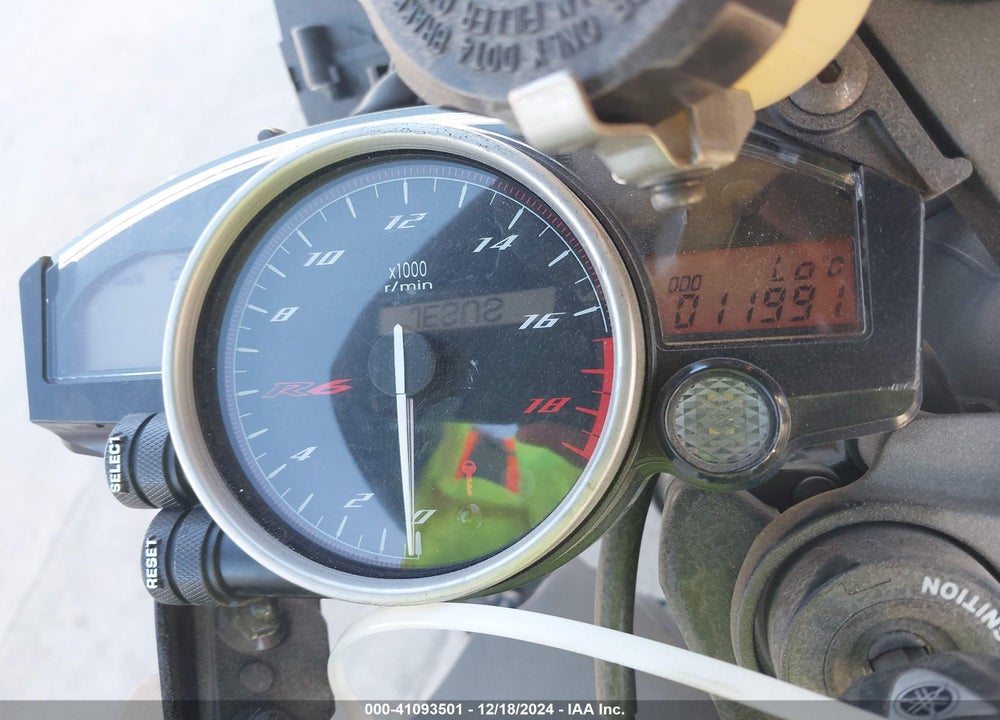 2013 YAMAHA YZFR6 VIN: JYARJ16N1DA002655