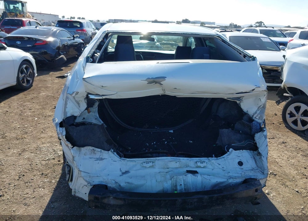2018 TOYOTA COROLLA VIN: 5YFBURHE5JP798701