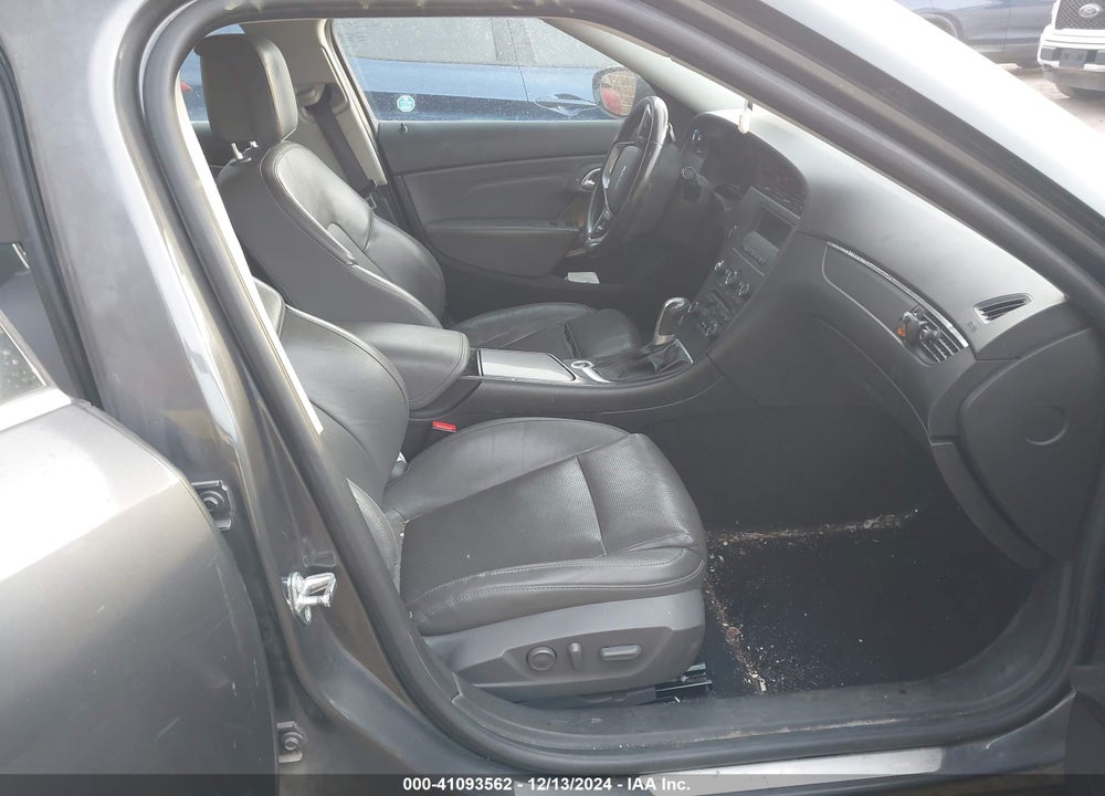 2010 SAAB 9-5 AERO VIN: YS3GR4BJ2A4002966