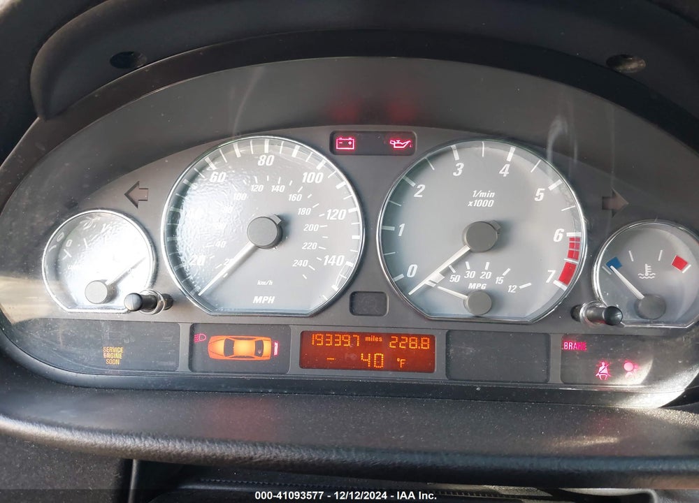 2001 BMW 325CI VIN: WBABN33421JW49284
