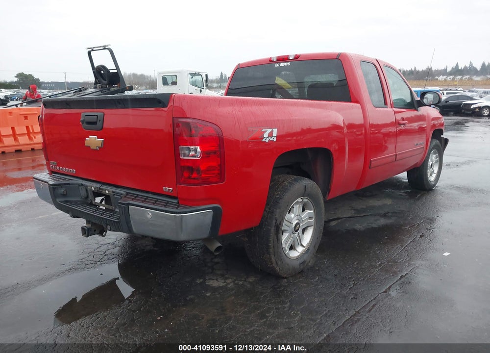 2010 CHEVROLET SILVERADO 1500 VIN: 1GCSKTE36AZ125072