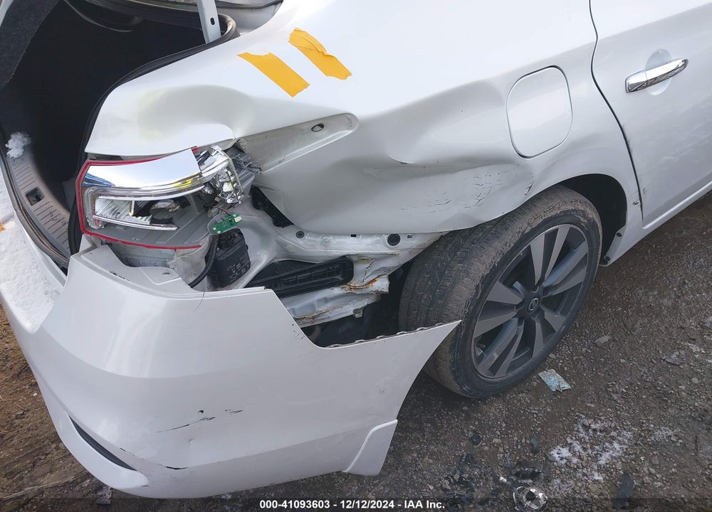 2018 NISSAN SENTRA VIN: 3N1AB7AP5JY282343