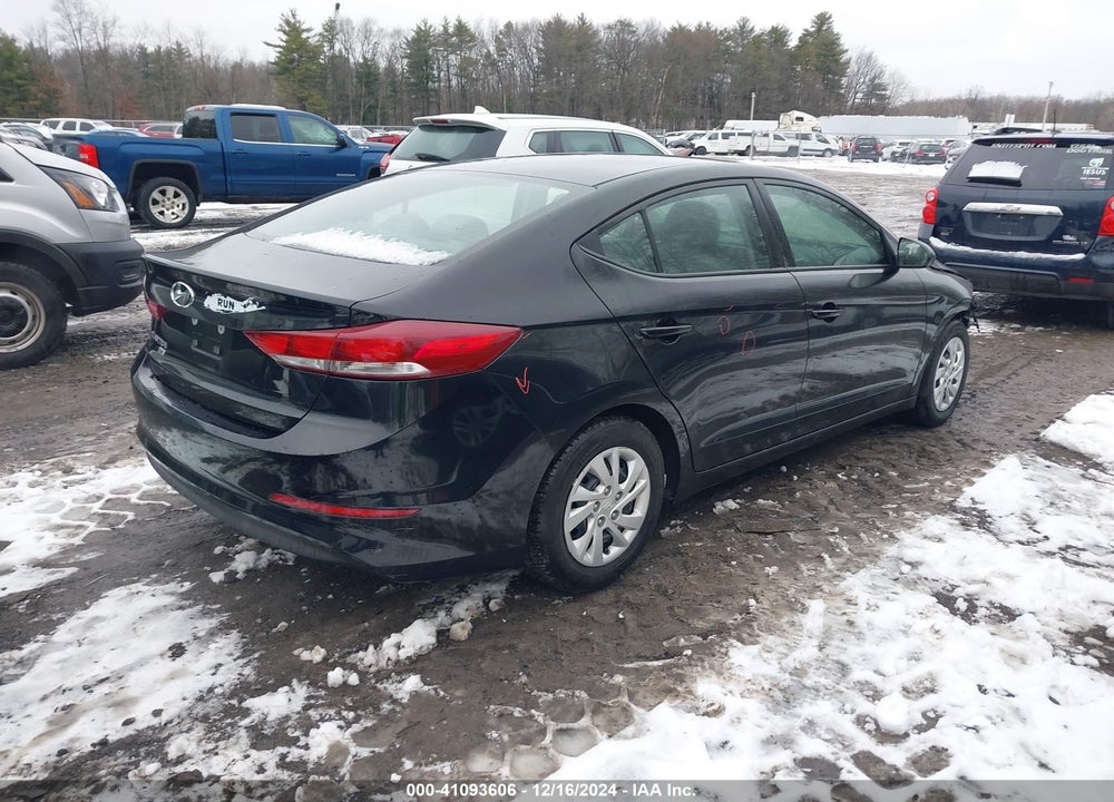 2018 HYUNDAI ELANTRA SE VIN: 5NPD74LF2JH350125