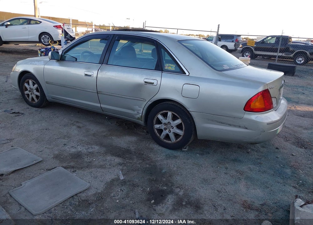 2000 TOYOTA AVALON XLS VIN: 4T1BF28B1YU070910