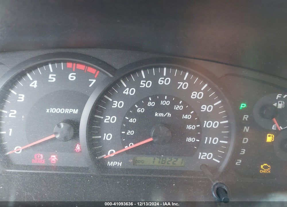 2005 TOYOTA TUNDRA SR5 V8 VIN: 5TBET34135S482297