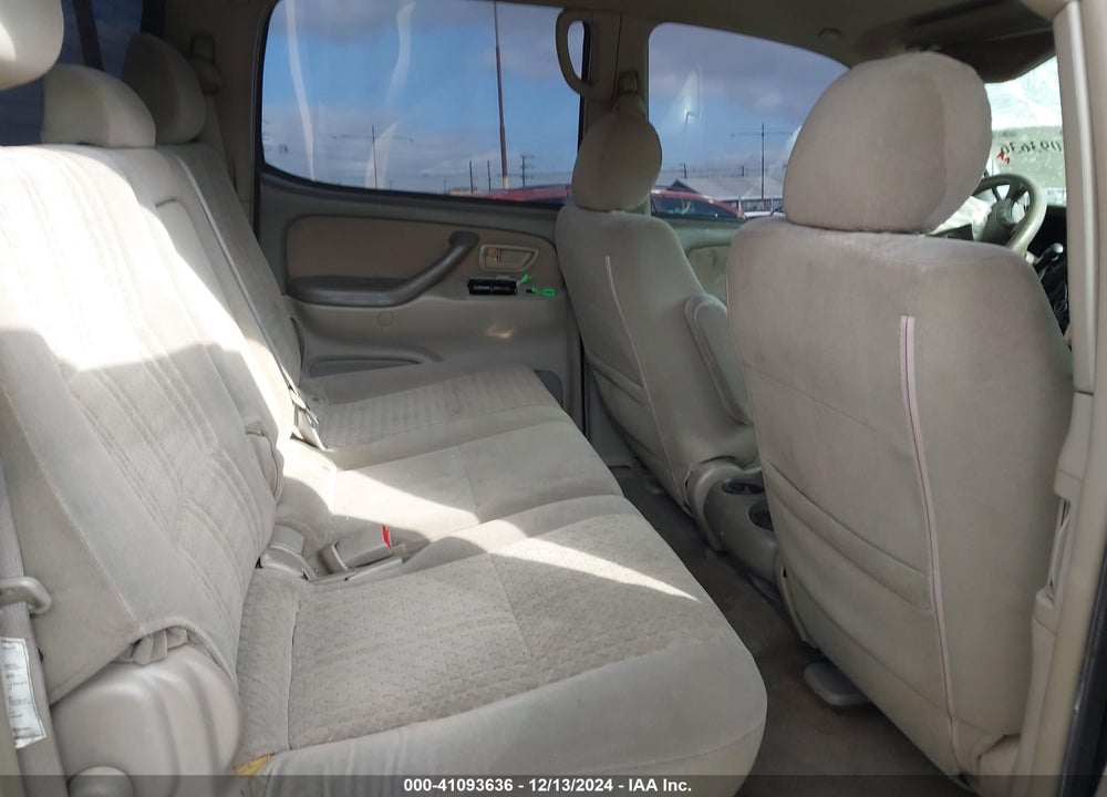 2005 TOYOTA TUNDRA SR5 V8 VIN: 5TBET34135S482297