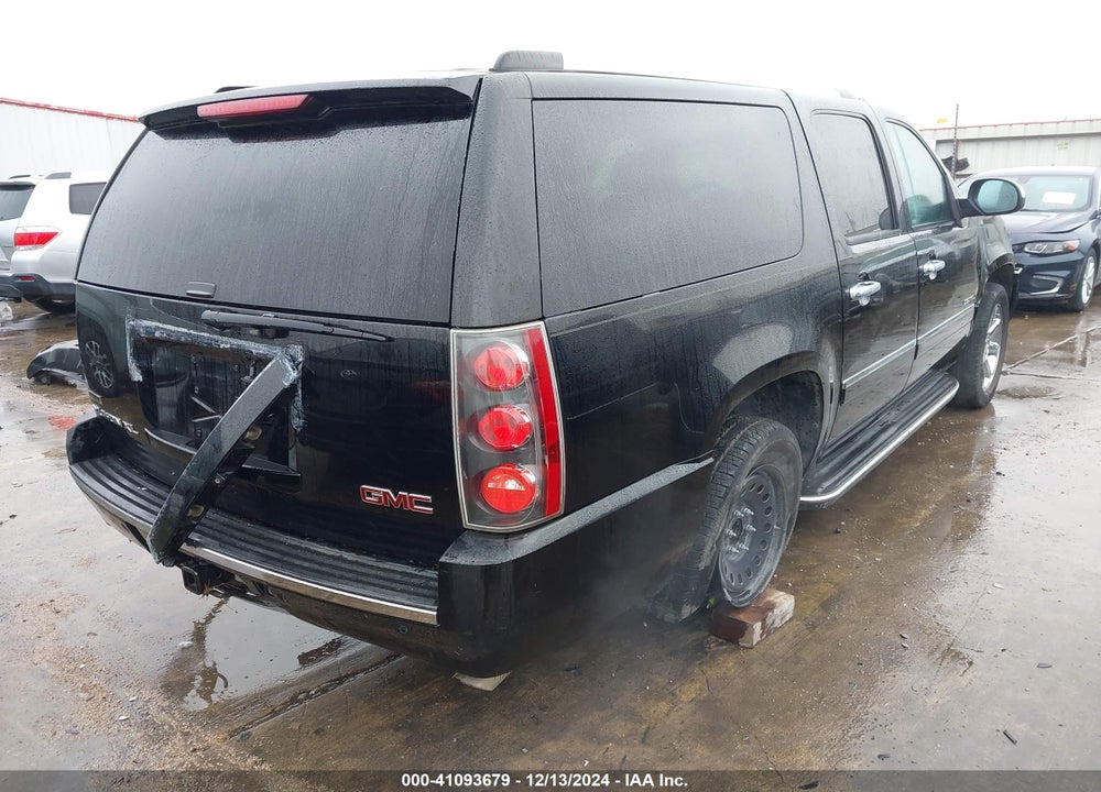 2012 GMC YUKON XL 1500 DENALI VIN: 1GKS1MEF2CR231187