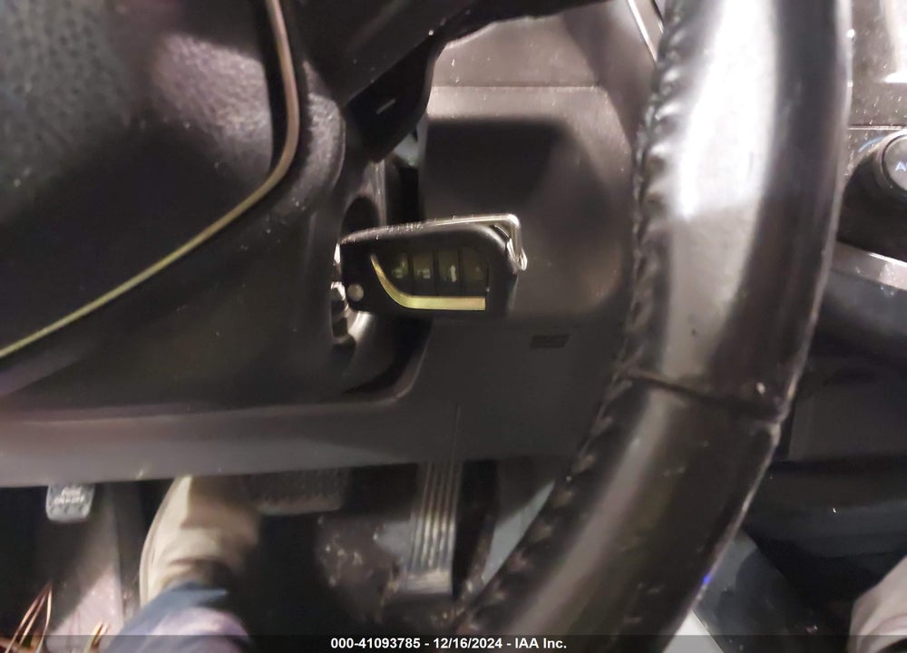 2018 TOYOTA CAMRY SE VIN: 4T1B11HK0JU567266
