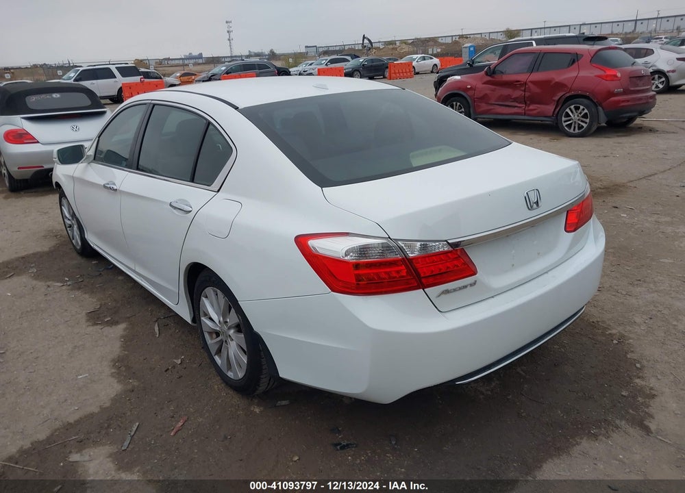 2013 HONDA ACCORD VIN: 1HGCR2F85DA000508