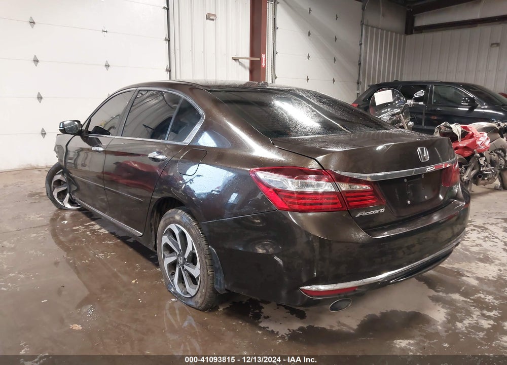 2017 HONDA ACCORD VIN: 1HGCR3F80HA008480