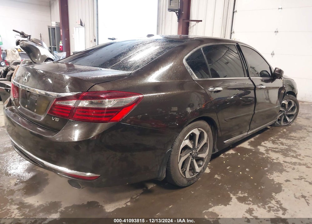 2017 HONDA ACCORD VIN: 1HGCR3F80HA008480