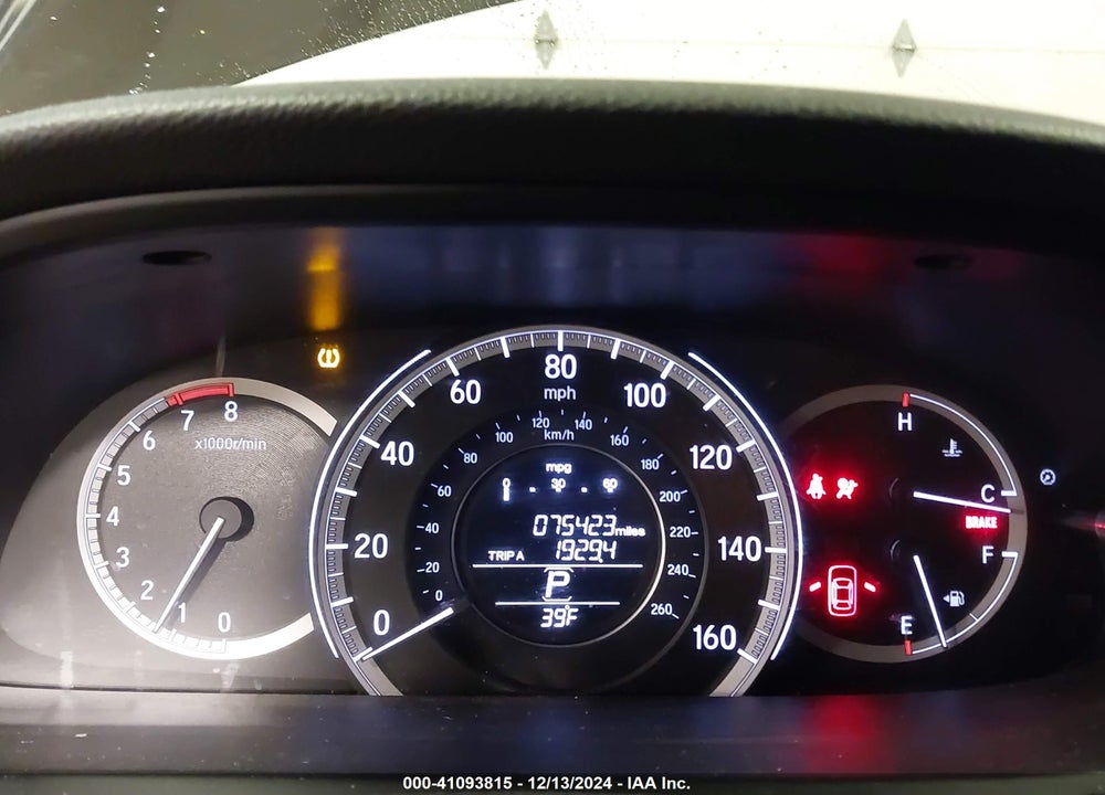 2017 HONDA ACCORD VIN: 1HGCR3F80HA008480