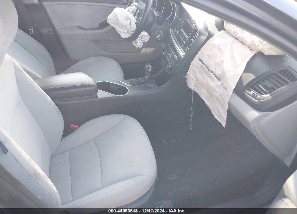 2015 KIA OPTIMA VIN: KNAGM4A76F5556117